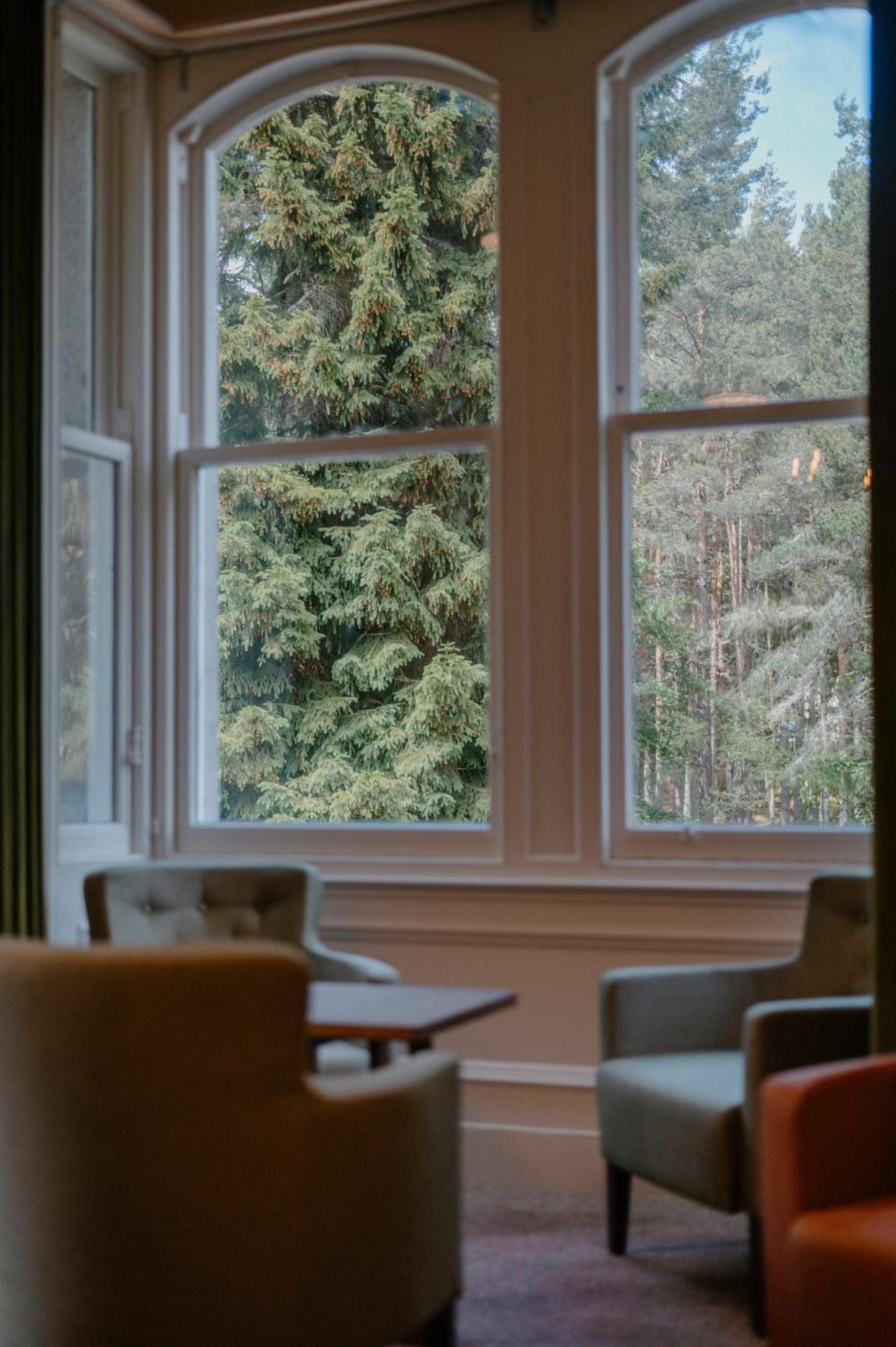 Braemar Youth Hostel Екстериор снимка