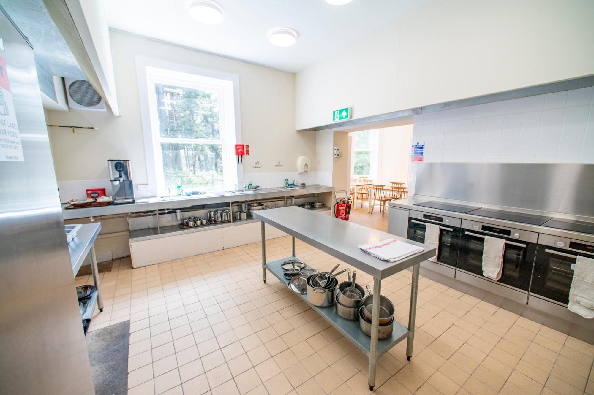 Braemar Youth Hostel Екстериор снимка