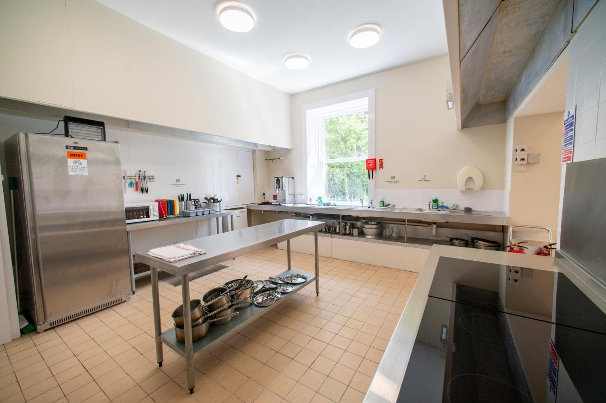 Braemar Youth Hostel Екстериор снимка
