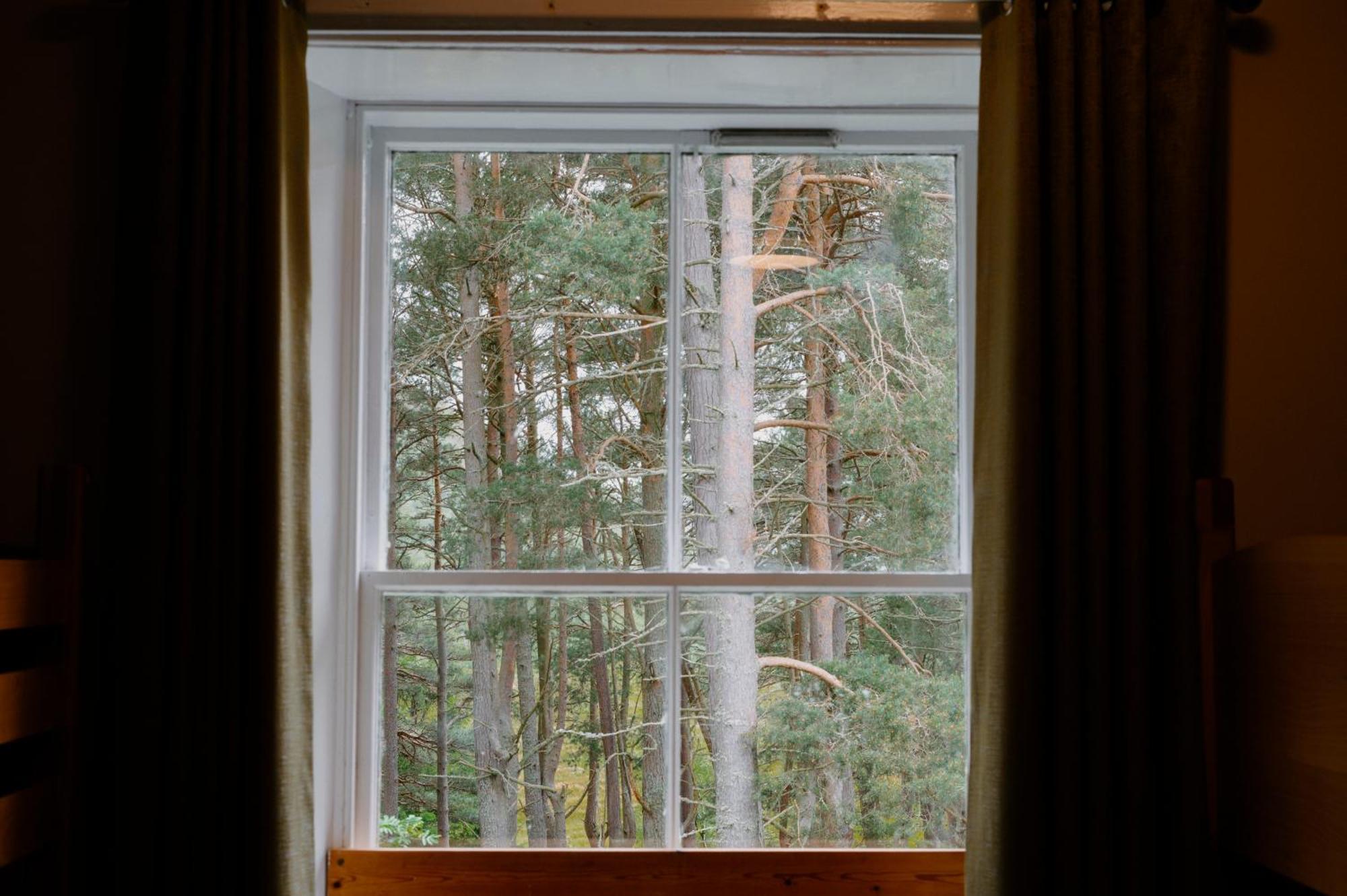 Braemar Youth Hostel Екстериор снимка