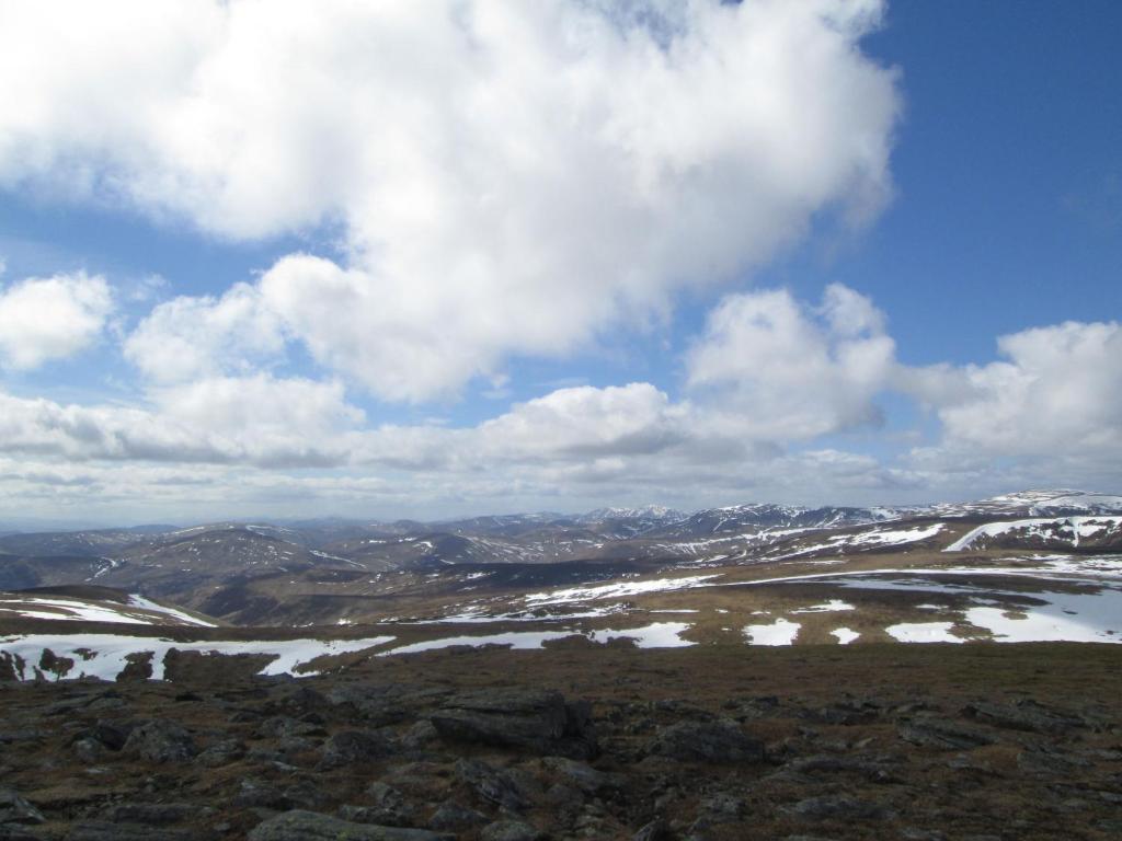 Braemar Youth Hostel Екстериор снимка